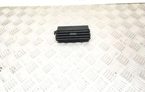 Peugeot 5008 Dashboard side air vent grill/cover trim R16002 00307020002A IO6504