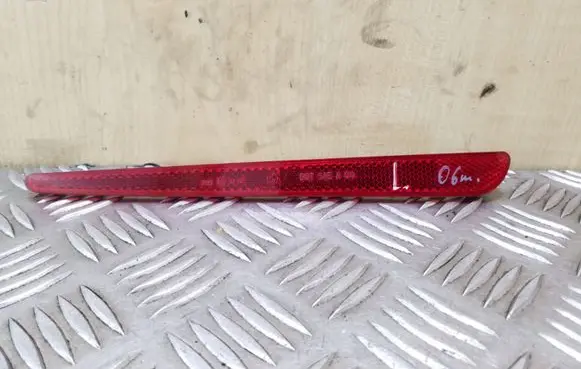 BMW X5 E53 Rear tail light reflector 6901571