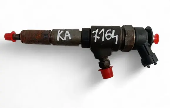 Fuel injector