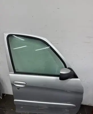 Citroen Xsara Picasso Front door