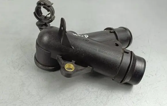 Jaguar F-Pace Engine coolant pipe/hose G4D38A544AA