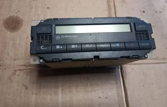 Volkswagen PASSAT B5 Climate control unit 3B1907044A 5HB00761702