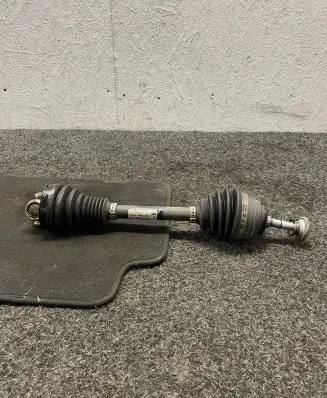 BMW 4 F32 F33 Front driveshaft 7597694