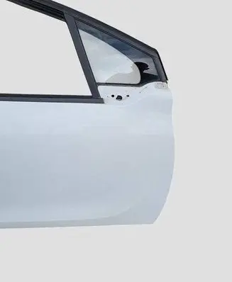 Peugeot 208 I Front door