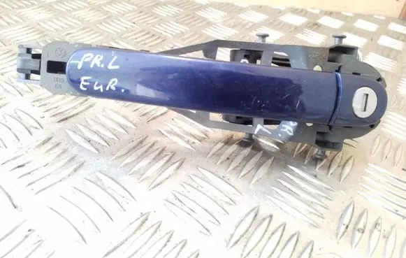 Volkswagen Golf V Front door exterior handle 1K0837885A 3B08372
