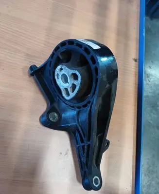 Opel Insignia B Gearbox mounting bracket 040821 23272799