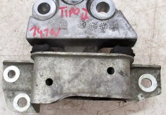 Fiat Tipo Engine mount vacuum valve 