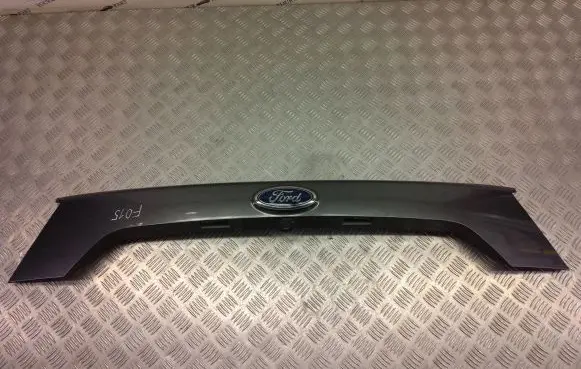 Ford Kuga II Tailgate trim GJ54-S43404-AH