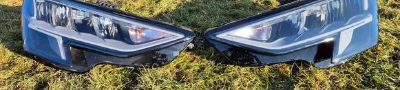Audi A3 8Y Headlights/headlamps set 8Y0941011 8Y0941012