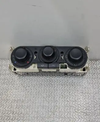 Seat Ibiza III (6L) Climate control unit 6L0820045 G7561 901511910007