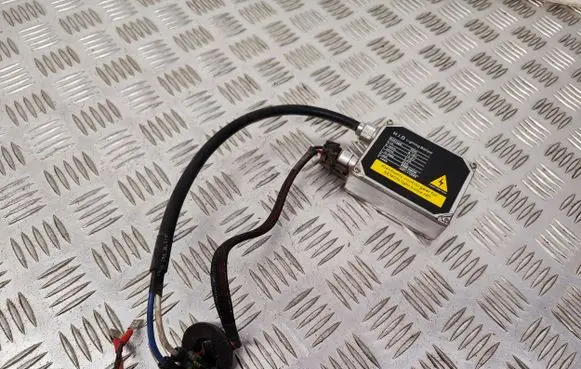 Volvo V50 Headlight ballast module Xenon DC12V35W