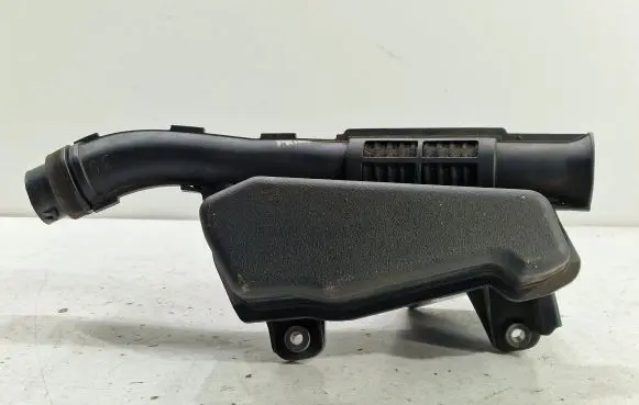 Toyota Prius (XW30) Intake resonator 1775037070