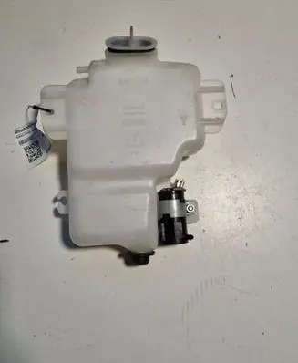 Mitsubishi Pajero Windshield washer fluid reservoir/tank 060351507