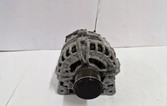 Nissan Qashqai Generator/alternator 231004EA0A