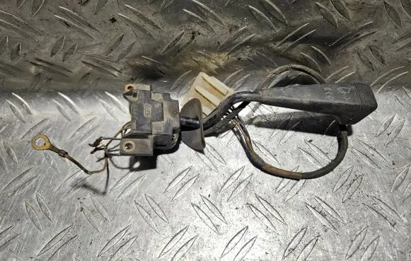 BMW 5 E28 Wiper control stalk 8370