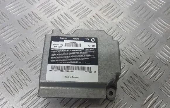 Alfa Romeo 147 Airbag control unit/module 46842421