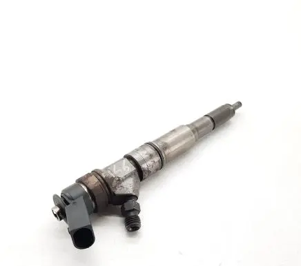 BMW 5 E60 E61 Fuel injector 7793836 0445110216