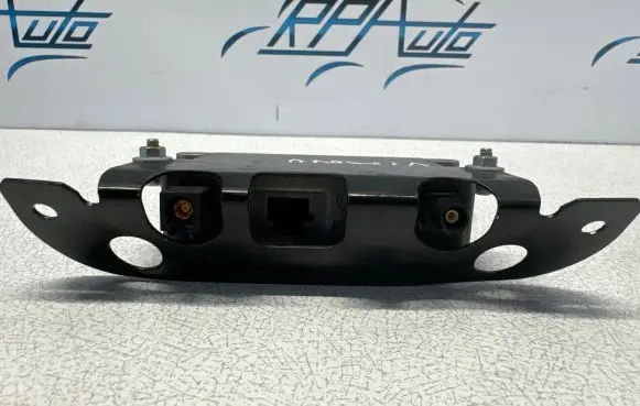 Mercedes-Benz E W211 Antenna control unit 2118200885 09701212