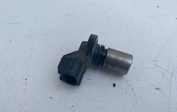 Camshaft position sensor