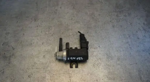 Audi A3 S3 8L Turbo solenoid valve 1J0906627B