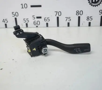 Audi A3 S3 8P Indicator stalk 8P0953513E