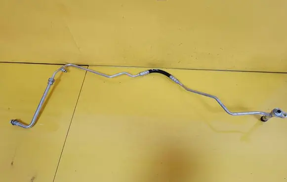 Ford Focus Air conditioning (A/C) pipe/hose