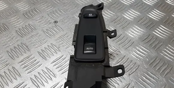 Lexus GS 300 350 430 450H Electric window control switch 8403030110
