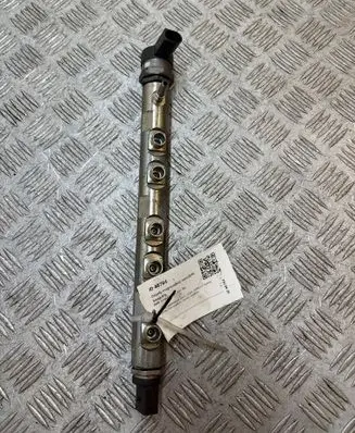 BMW 3 F30 F35 F31 Fuel main line pipe 0281002949 515 17318159