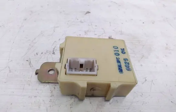 Subaru Forester SF Other control units/modules 88013FC010
