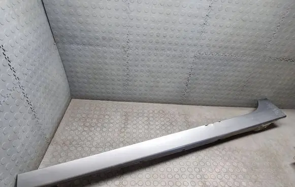 BMW 2 Active Tourer U06 Sill 5A0E561 8739115