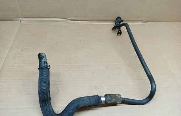 Audi A4 S4 B9 Breather/breather pipe/hose 04L129979A