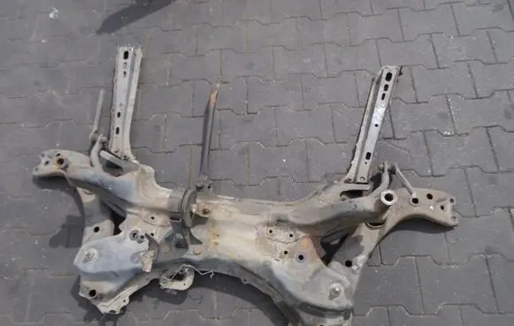 Toyota Prius (XW20) Front subframe