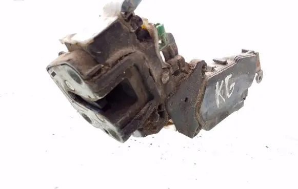 Subaru Impreza I Rear door lock