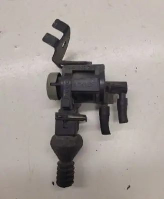 Volkswagen Golf IV Turbo solenoid valve