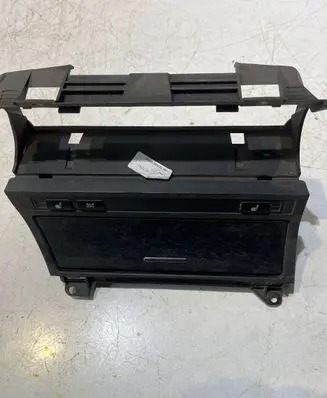 BMW 3 E46 Car ashtray 310220000 310260000 8268838
