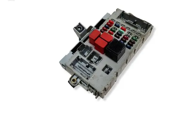 Lancia Ypsilon Fuse module 406626