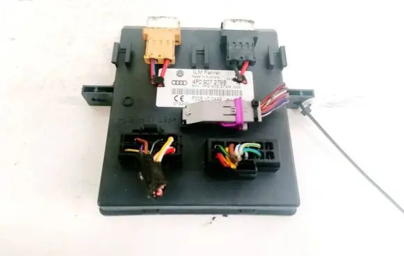 Audi A6 S6 C6 4F Comfort/convenience module 4F0907279B F005V00449
