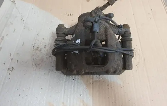 Mercedes-Benz Sprinter W906 Rear brake caliper