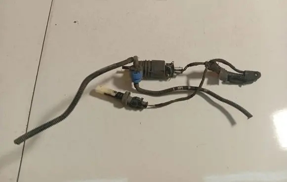 Opel Astra H Windscreen/windshield washer pump