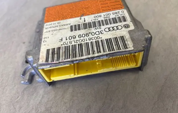 Volkswagen Phaeton Airbag control unit/module 3D0909601F 003810G2LS70 0285001800