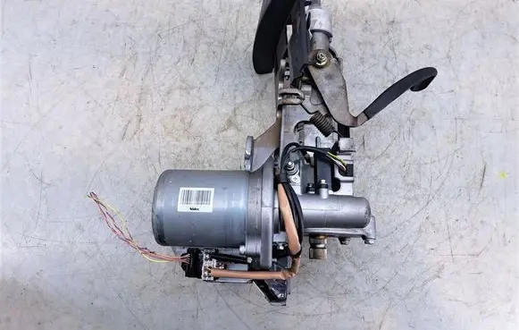 Renault Scenic II - Grand scenic II Power steering pump 8200741585