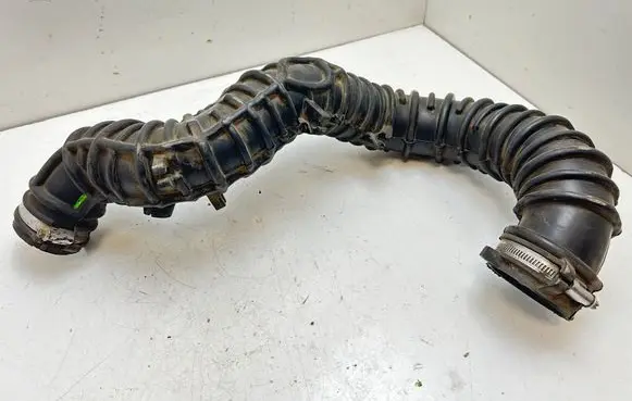 Opel Vivaro Intercooler hose/pipe 93858731 8200607746