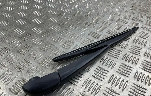 Toyota RAV 4 (XA50) Rear wiper blade arm 