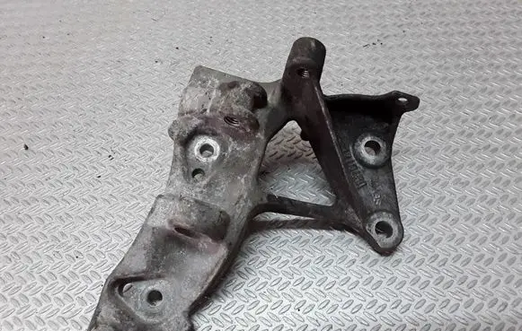 Ford Focus C-MAX Generator/alternator bracket 9653249480