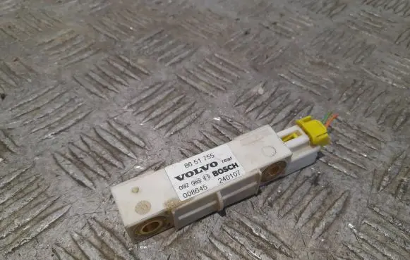 Volvo XC90 Airbag deployment crash/impact sensor 8651755
