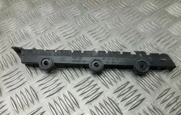 Skoda Fabia Mk2 (5J) Front bumper mounting bracket 5J6807394