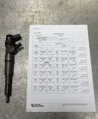 BMW 5 E60 E61 Fuel injector 0445110219
