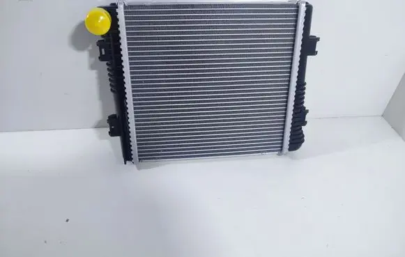 Mercedes-Benz GLE W167 Coolant radiator A0995005903 0995005903