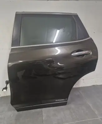 Nissan X-Trail T32 Rear door 
