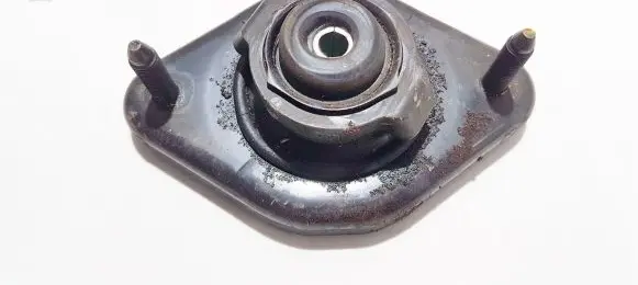 Honda CR-V Coil spring mount 